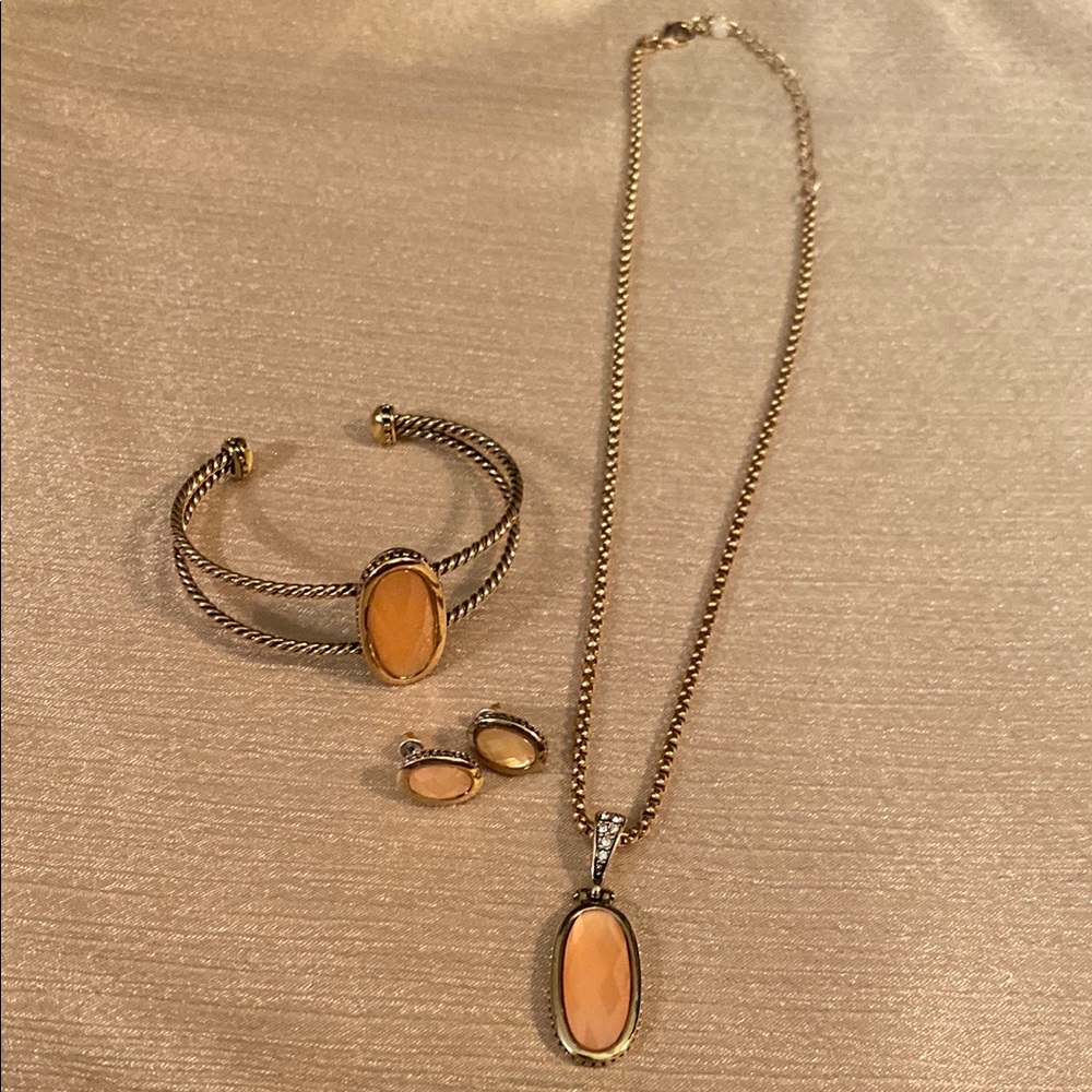 Avon Elegant Gold and Orange Jewelry Set - Sleek and Polished